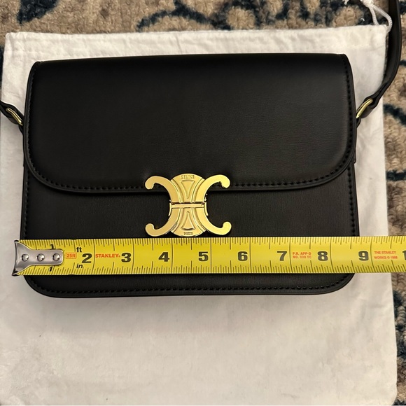 Fashion Shoulder Bag - Picture 3 of 9